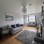 White Maple Holiday Home